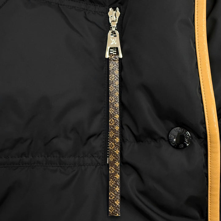 Excellent LOUIS VUITTON down coat Rubber logo patch monogram black Nylon 34