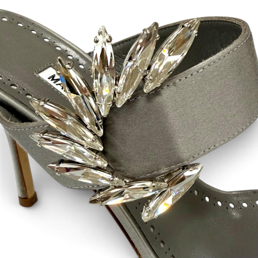 Pristine MANOLO BLAHNIK Sandals Crystal-decorated Satin Stiletto Heels gray 37.5