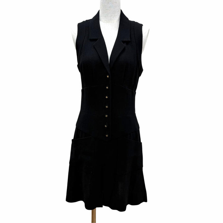 Great CHANEL one piece COCO Button Sleeveless black wool Women FR 40 95P PO5185