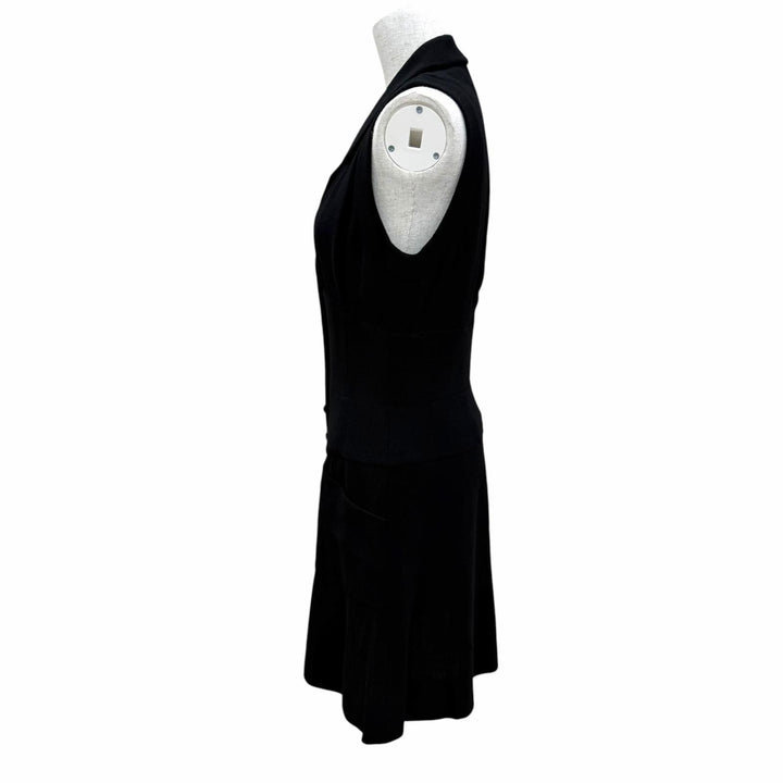 Great CHANEL one piece COCO Button Sleeveless black wool Women FR 40 95P PO5185