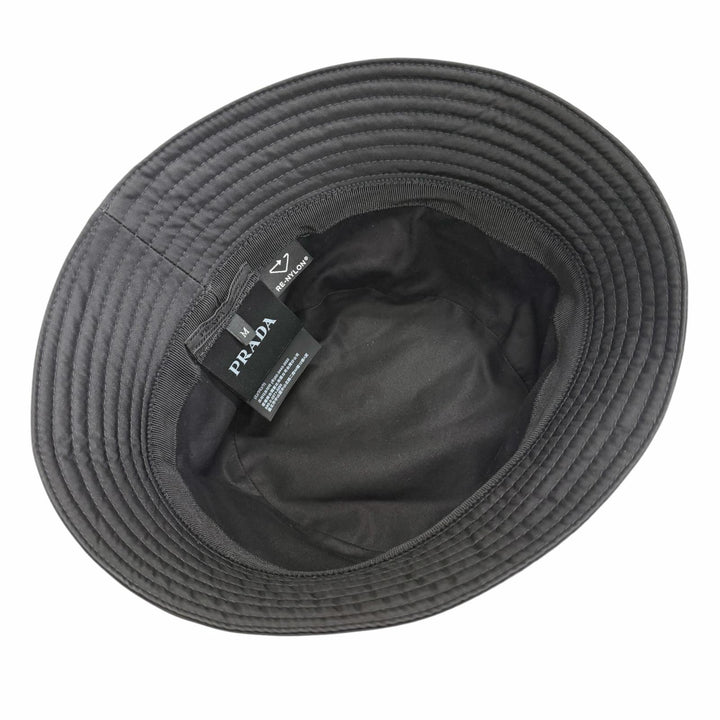 Great PRADA hat Triangle logo triangular plate Re-Nylon bucket black
