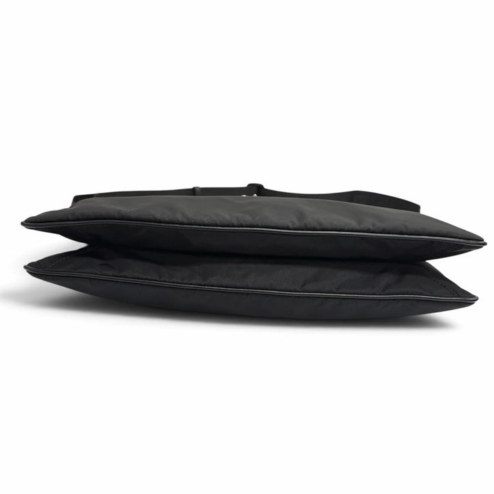 Excellent VERSACE Shoulder Bag 3D Medusa Greca 2WAY black