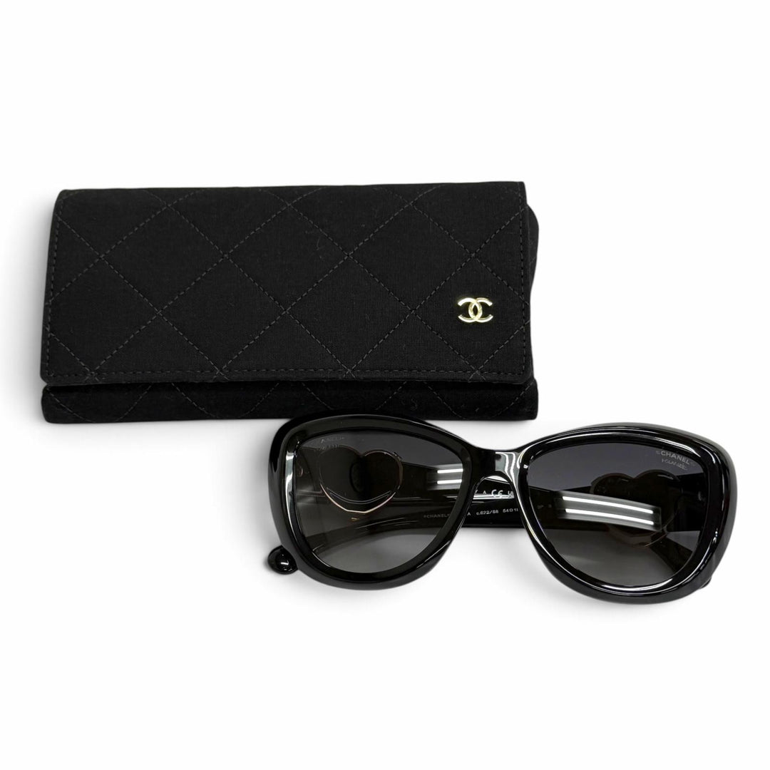 Excellent CHANEL COCO Mark Heart Motif Butterfly Sunglasses black 5517-A