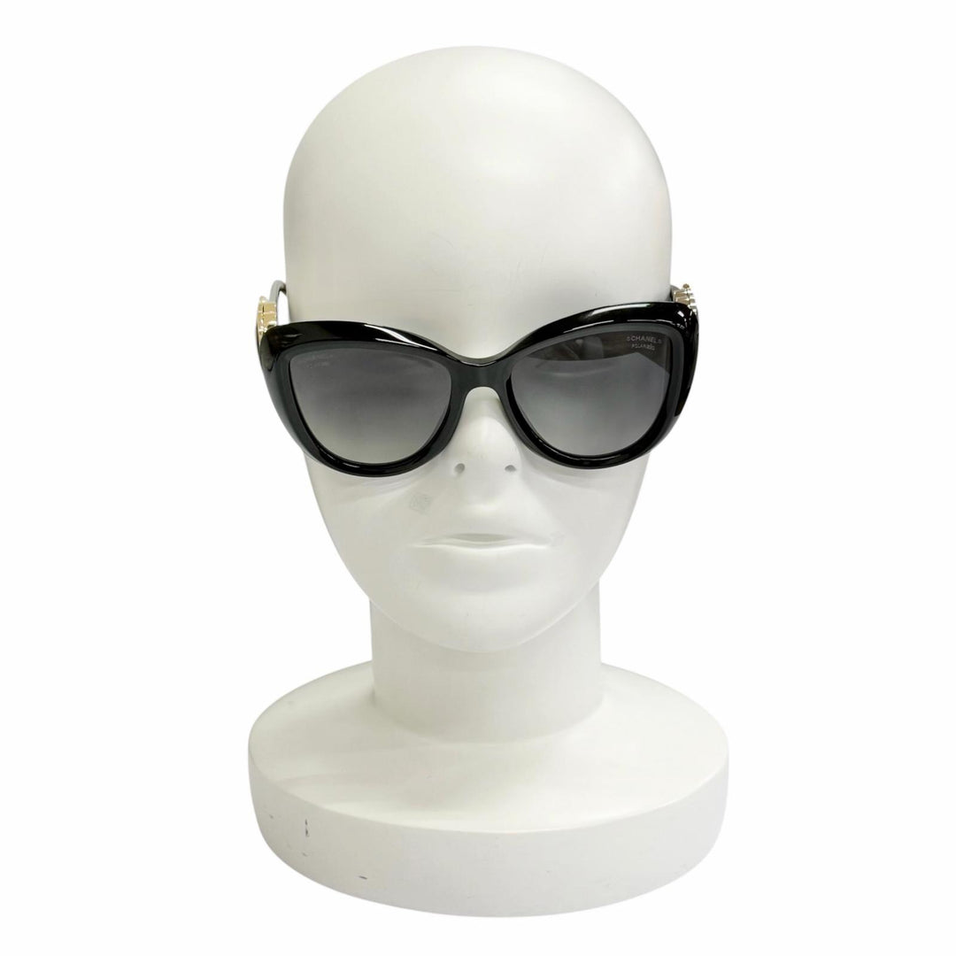 Excellent CHANEL COCO Mark Heart Motif Butterfly Sunglasses black 5517-A