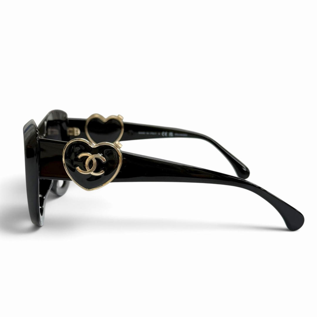 Excellent CHANEL COCO Mark Heart Motif Butterfly Sunglasses black 5517-A