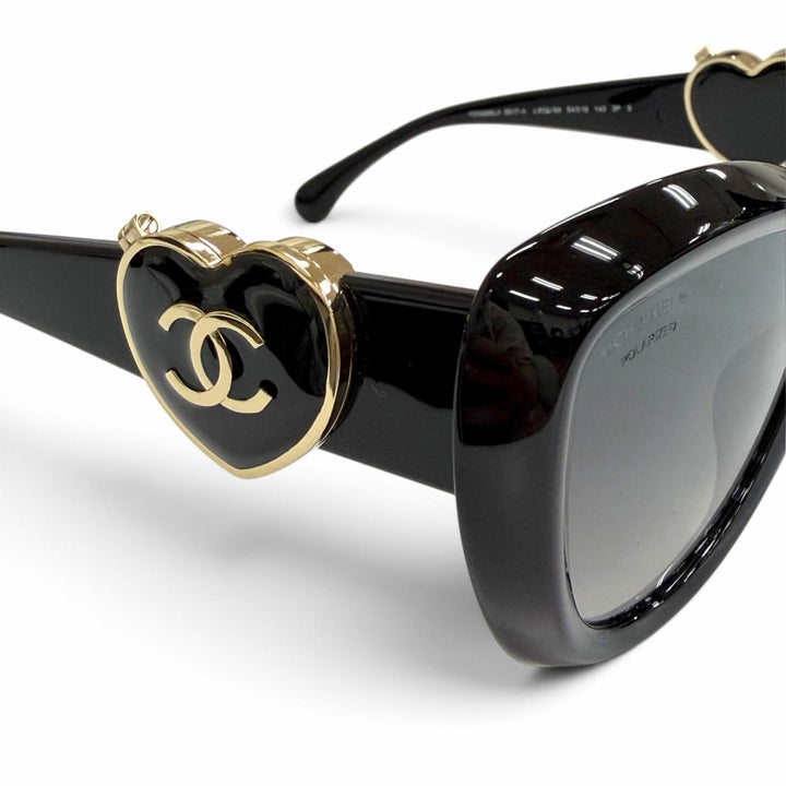 Excellent CHANEL COCO Mark Heart Motif Butterfly Sunglasses black 5517-A