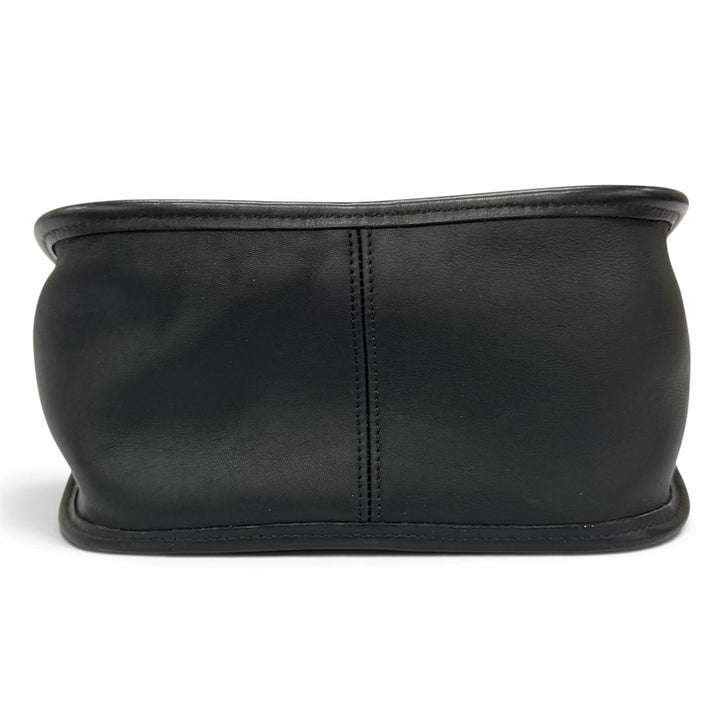 Excellent COACH Shoulder Bag Old Coach glove leather with charm black 9950