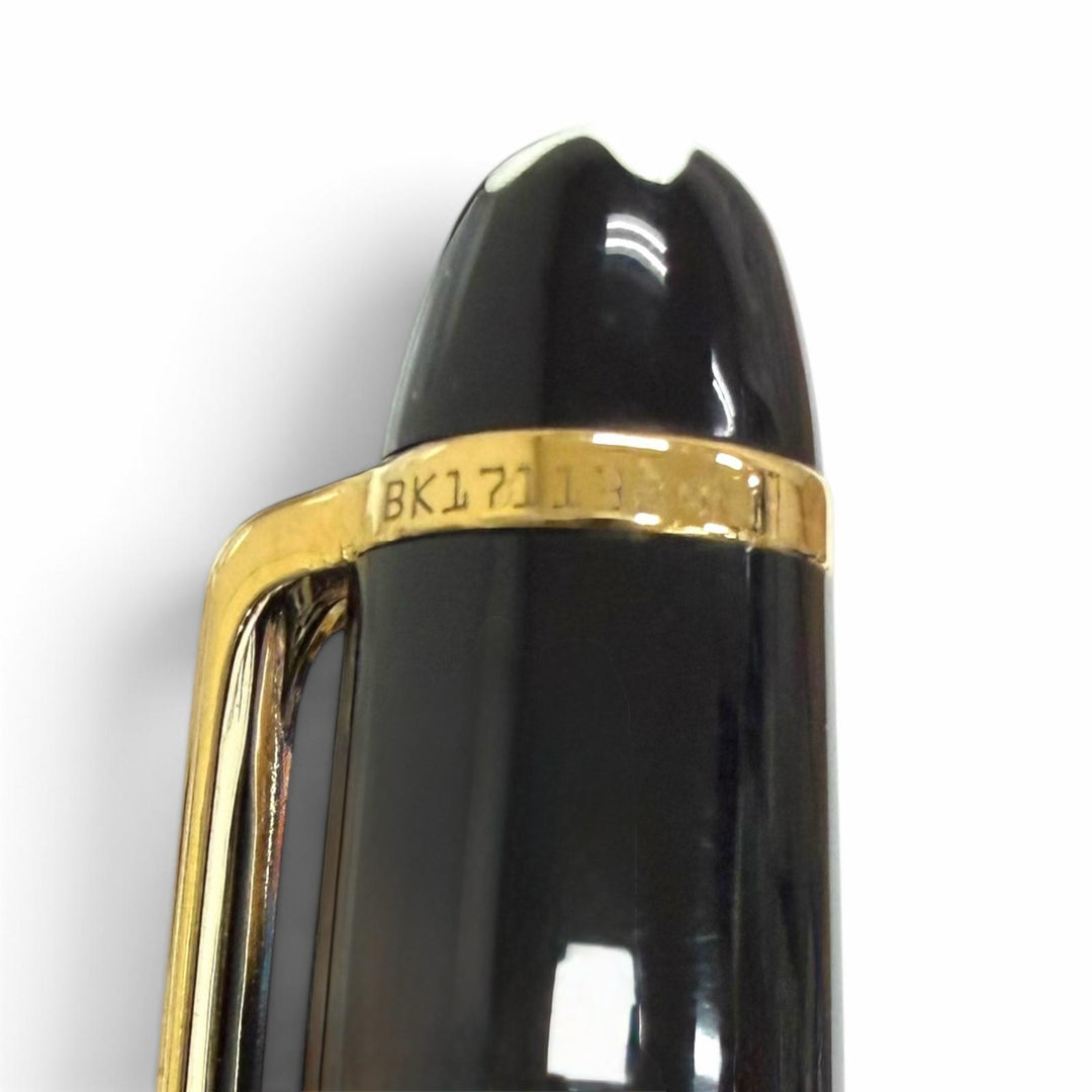 Excellent MONTBLANC fountain pen Meisterstück Classic black 14K mens