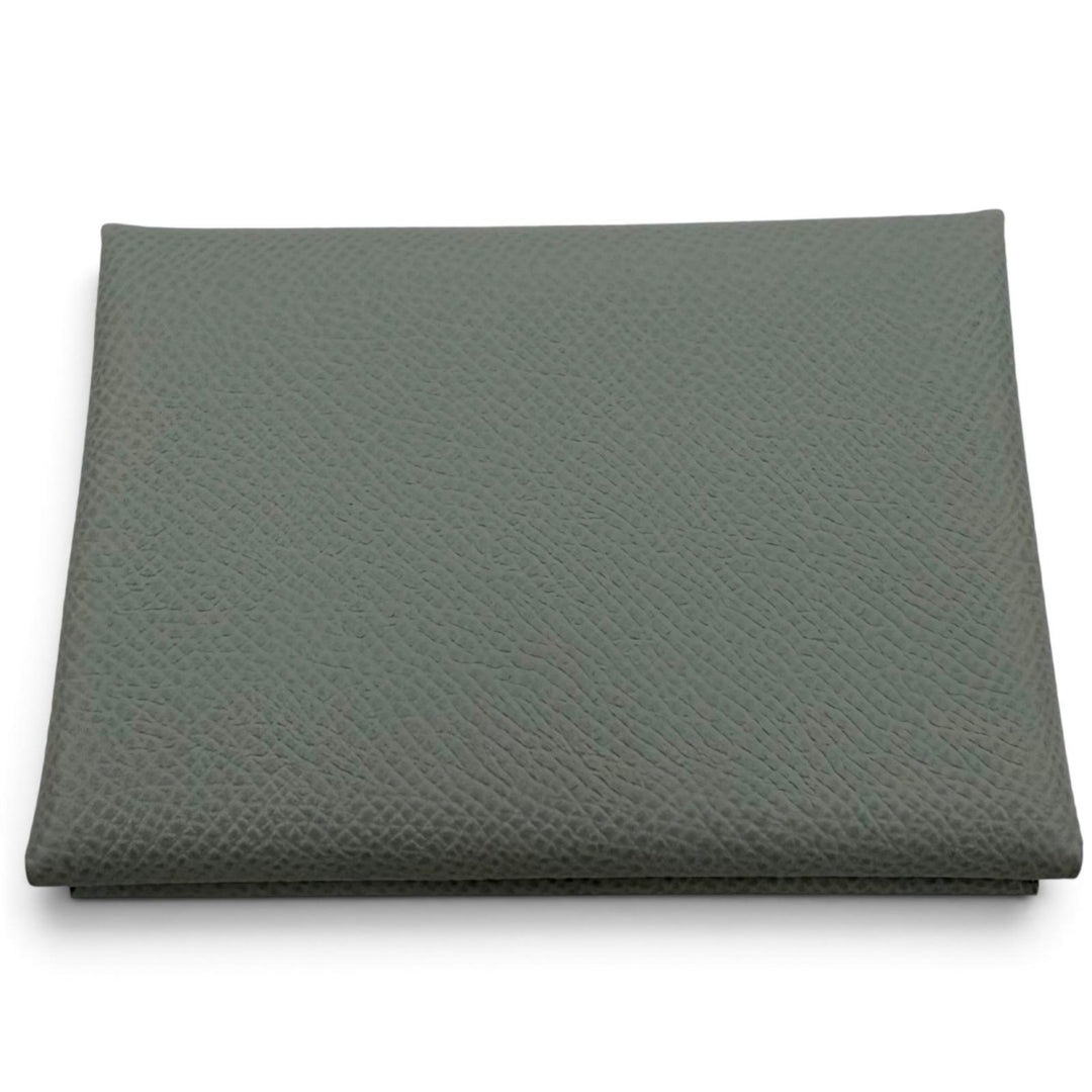 Pristine HERMES Bifold Wallet Calvi duo Serie Metal Epsom Leather Women