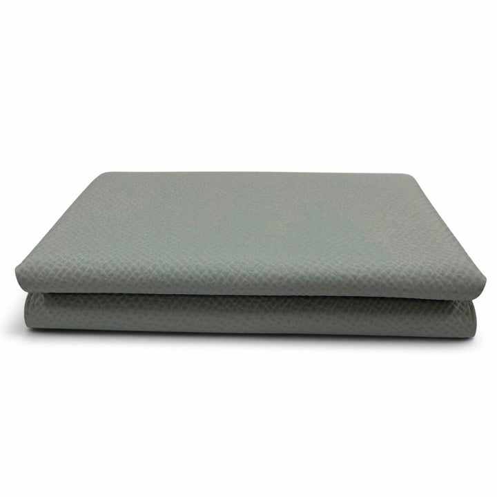 Pristine HERMES Bifold Wallet Calvi duo Serie Metal Epsom Leather Women