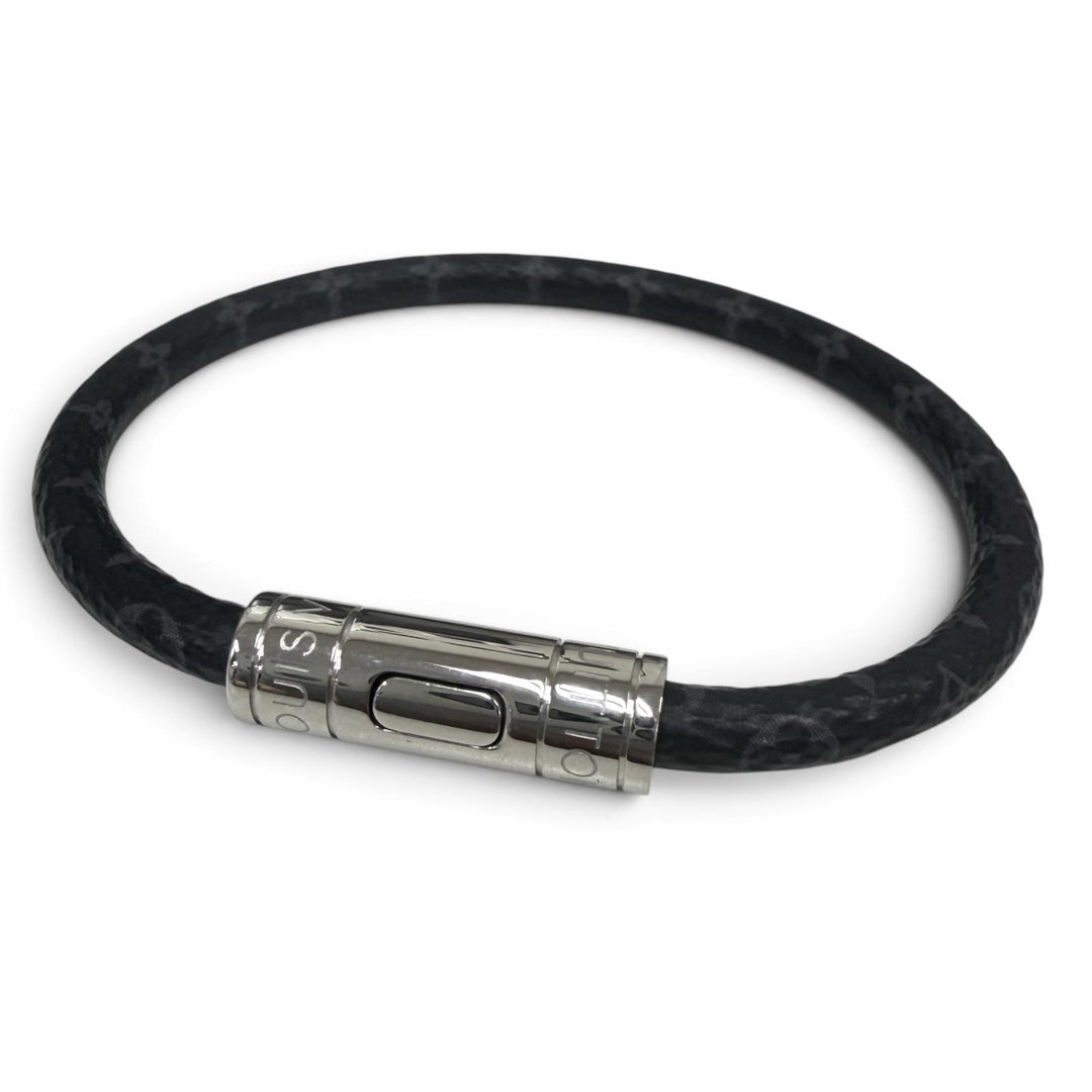 Excellent LOUIS VUITTON bracelet keep it black Monogram Eclipse mens M4026E