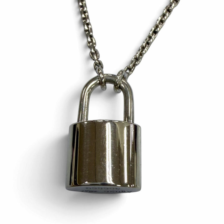 Great LOUIS VUITTON Necklace Silver Pendant Lockit Silver AG925 mens Q93559