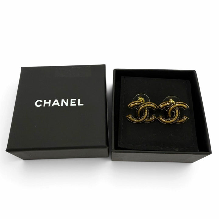 Excellent CHANEL Pierce COCO Mark accessories antique gold metal Women A24K