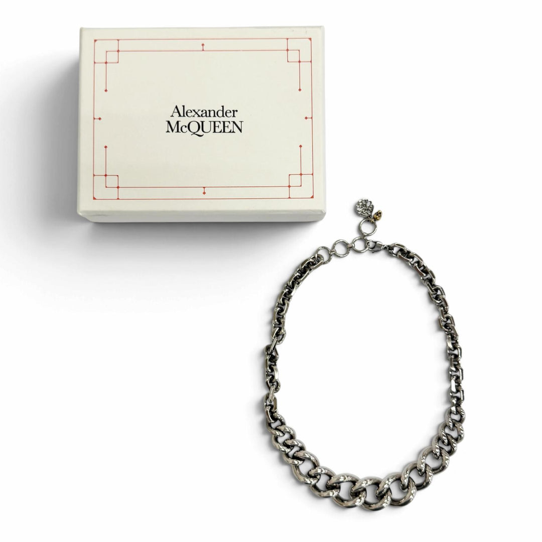 Great Alexander McQueen Necklace Short Chain Necklace With skull Silver mens