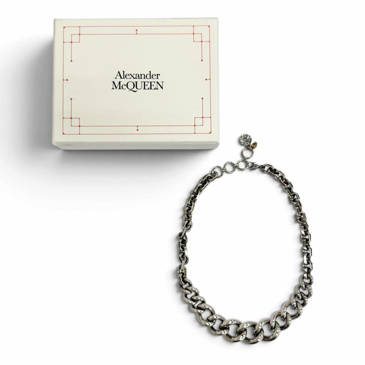 Great Alexander McQueen Necklace Short Chain Necklace With skull Silver mens
