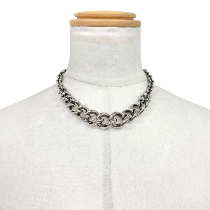 Great Alexander McQueen Necklace Short Chain Necklace With skull Silver mens