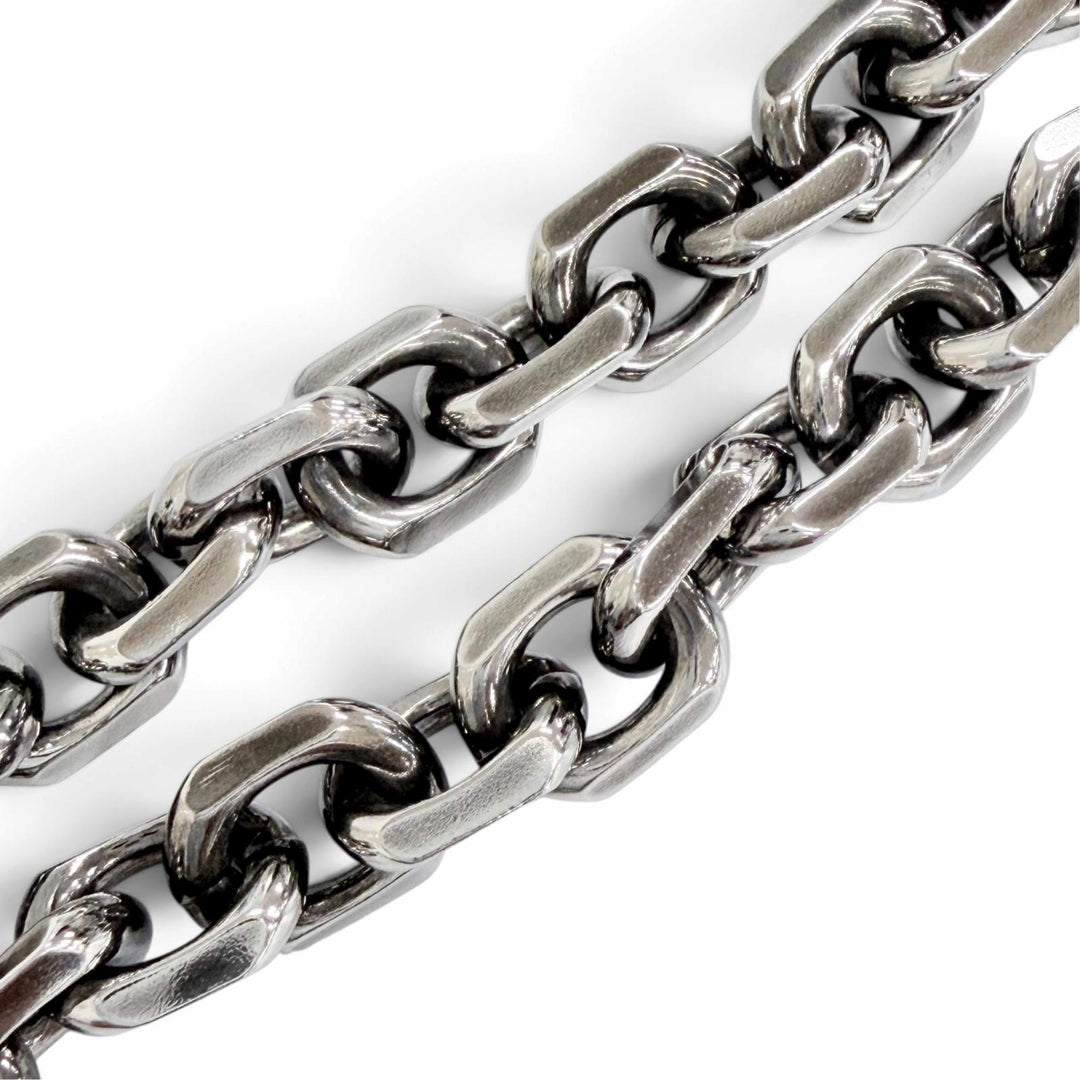 Great Alexander McQueen Necklace Short Chain Necklace With skull Silver mens