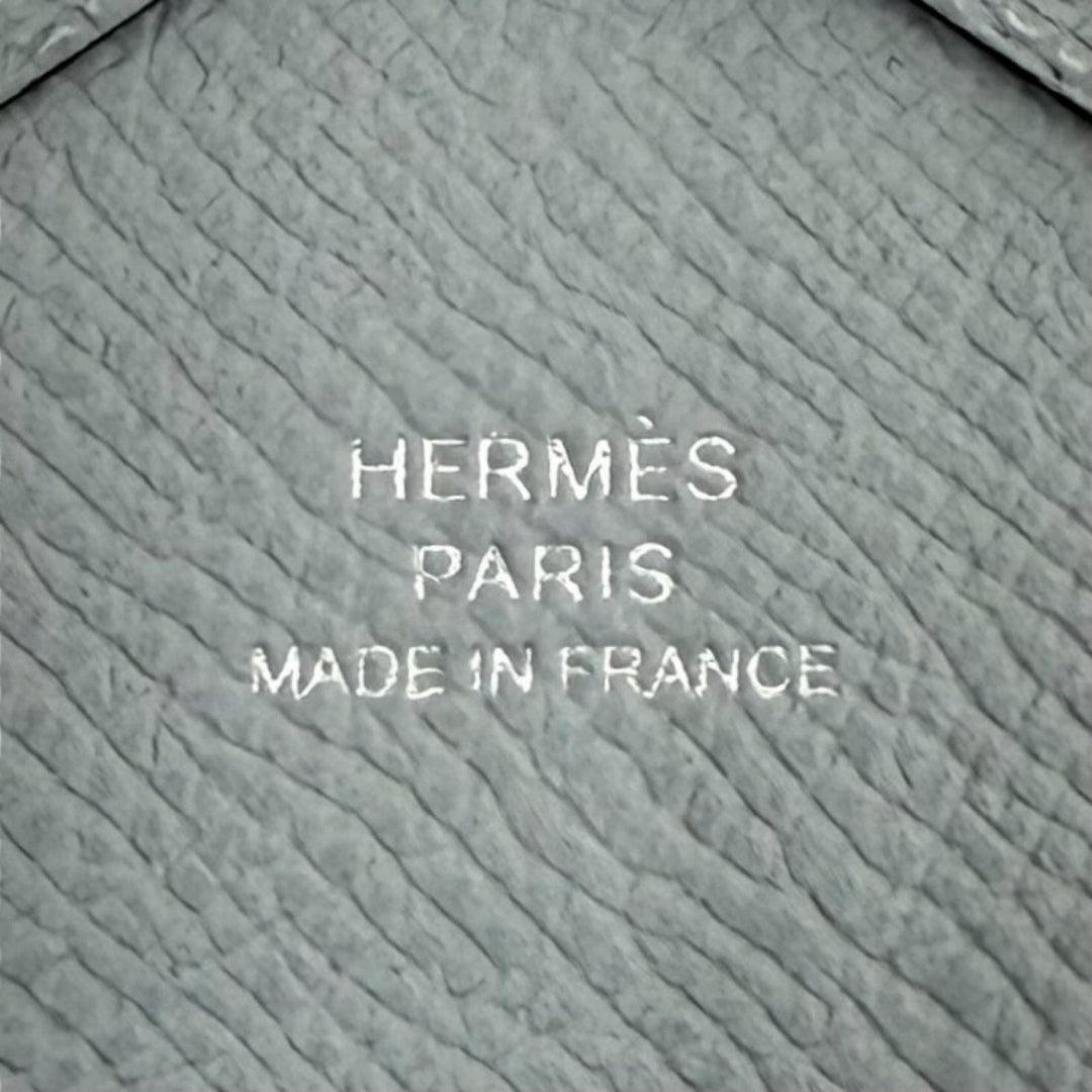 Pristine HERMES Bifold Wallet Calvi duo Serie Metal Epsom Leather Women