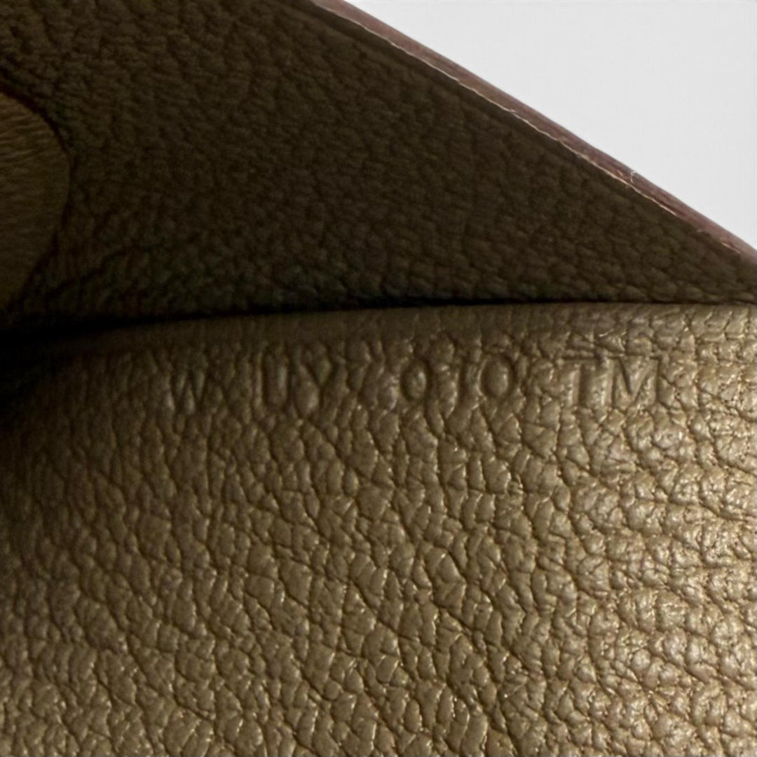 Excellent HERMES Bifold Wallet Calvi duo Serie Metal Shave Women