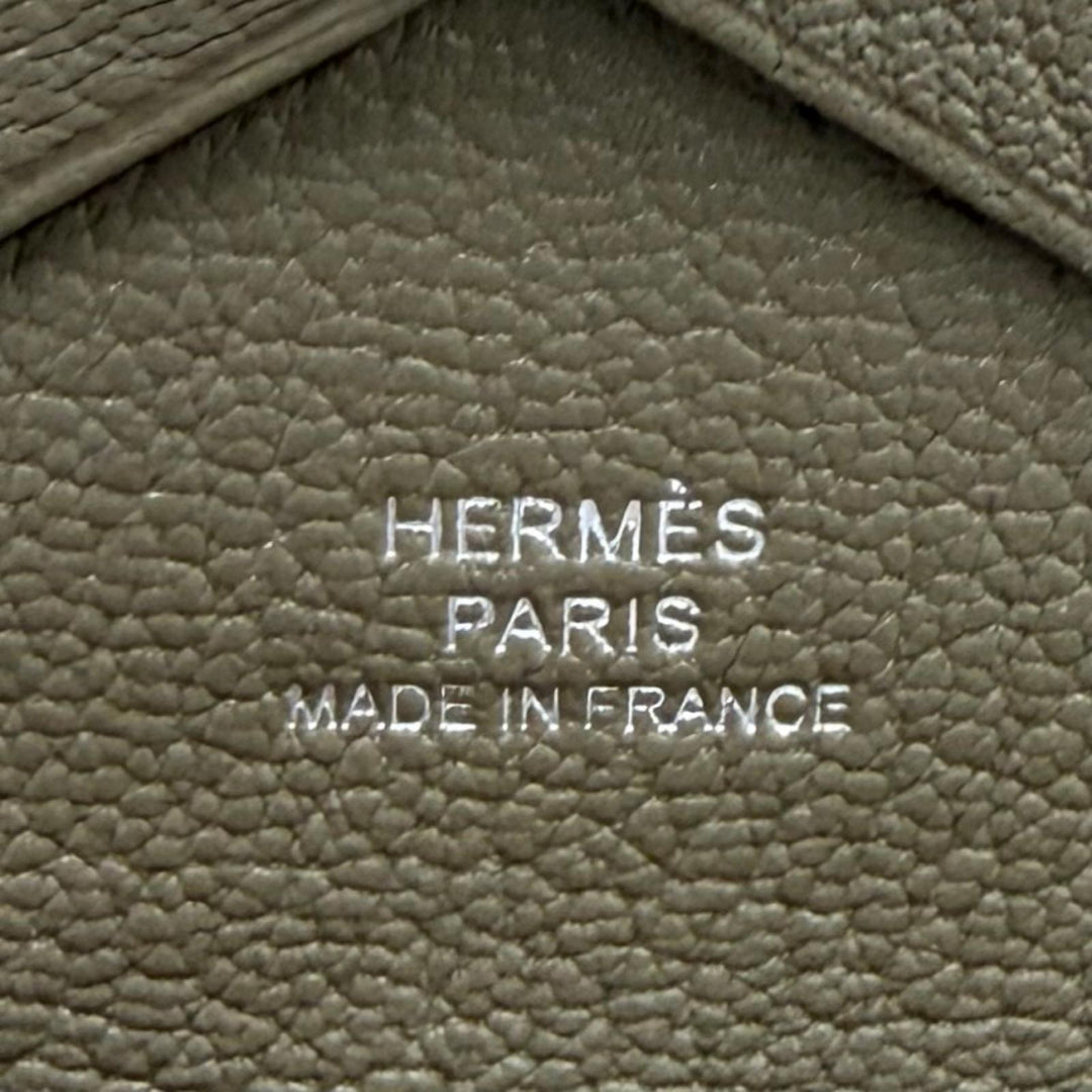 Excellent HERMES Bifold Wallet Calvi duo Serie Metal Shave Women