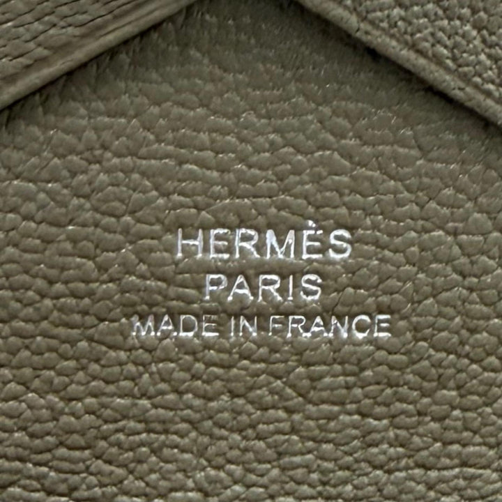 Excellent HERMES Bifold Wallet Calvi duo Serie Metal Shave Women