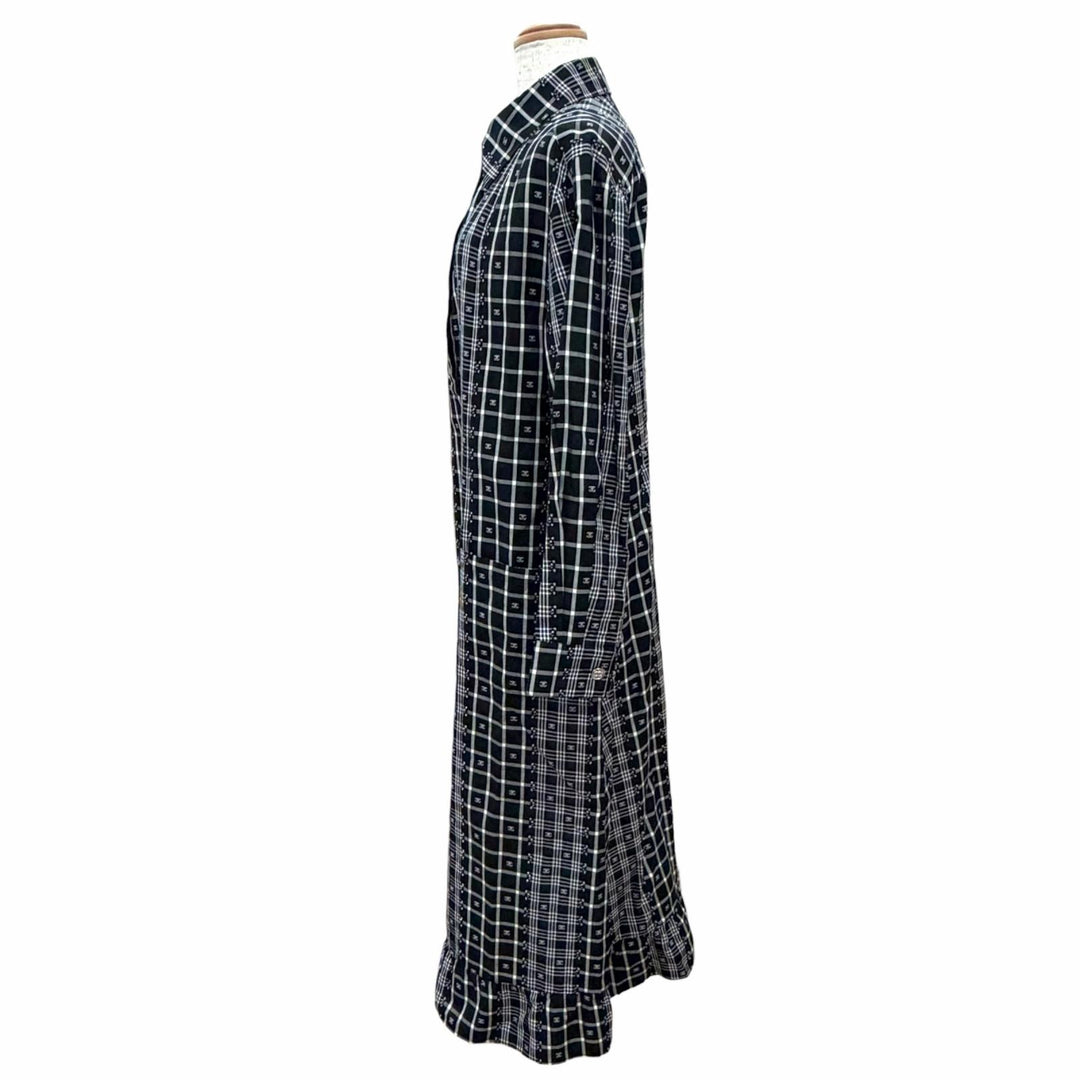 Discounted Excellent CHANEL one piece COCO Mark Check Pattern COCO Button 40 23A P75285