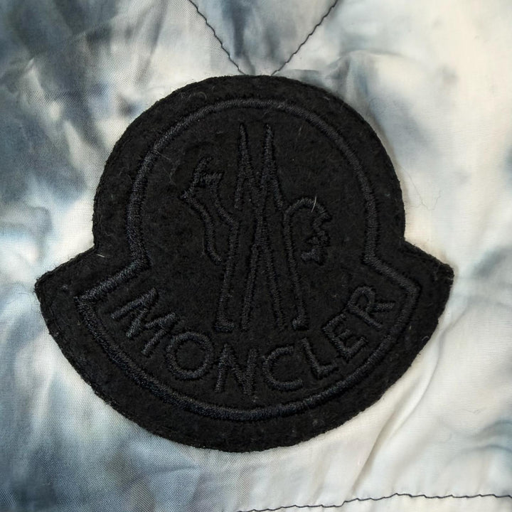 Great MONCLER GENIUS 2 Down jacket JOELE Tie-dye Pattern Large Logo Patch Navy 1
