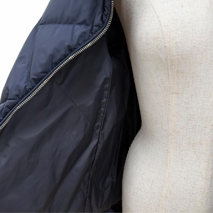 Great MONCLER down coat VOUGLANS Flared hem, switching design, ZIP UP Navy 2