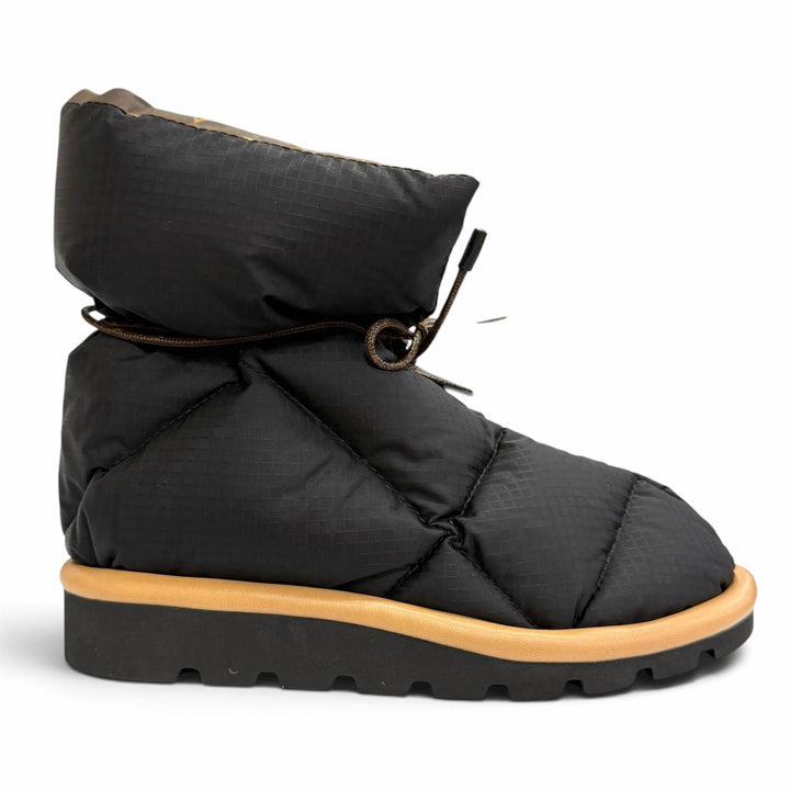 Excellent LOUIS VUITTON Ankle boots Monogram Snow Boots black 35 1A8T3F