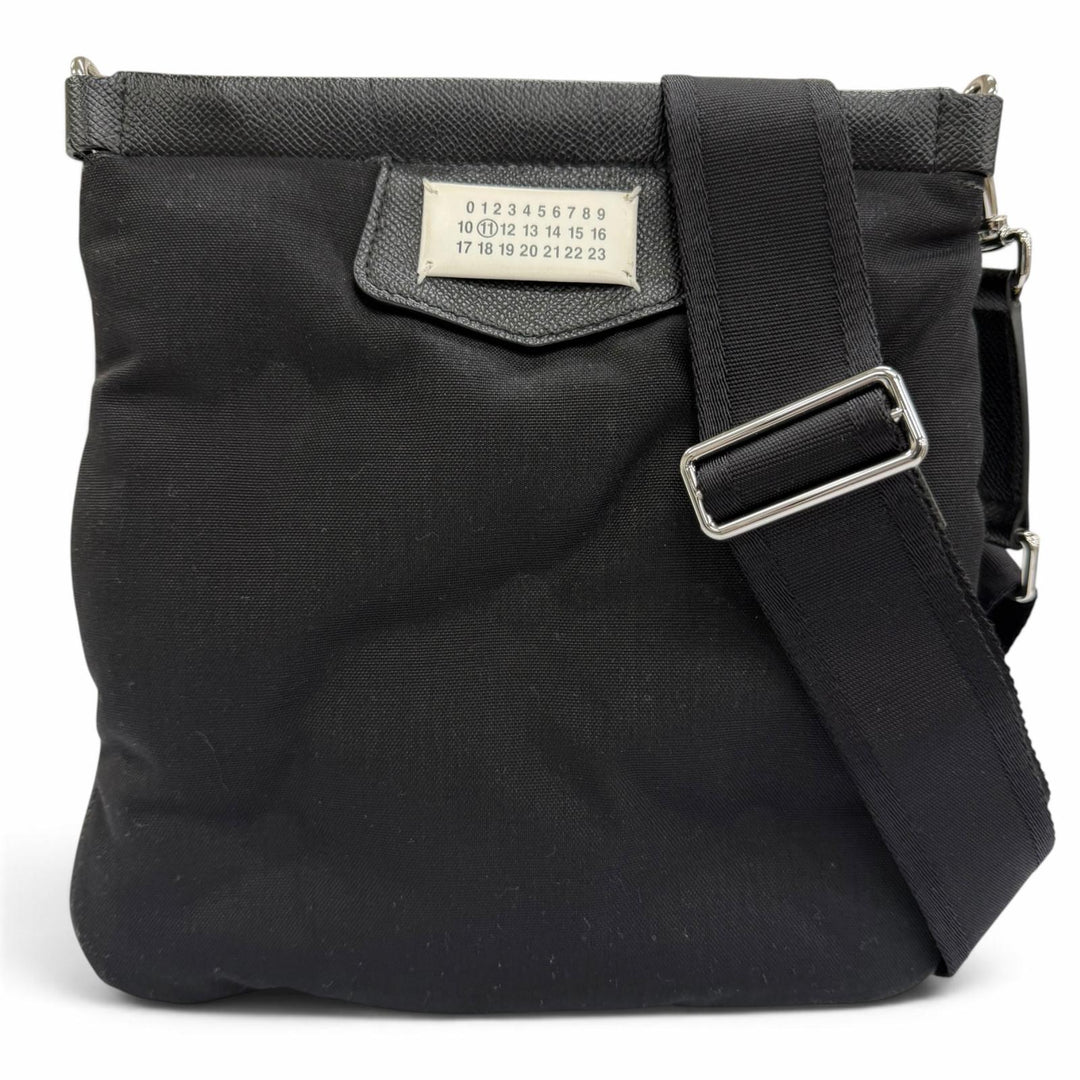 Excellent Maison Margiela 11 Shoulder Bag GLAM SLAM SHOPPING BAG SMALL black
