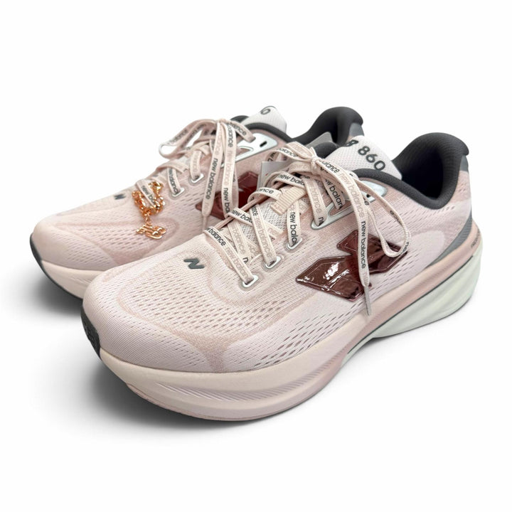 Pristine NEW BALANCE sneakers Fresh Foam 860 V14 L Nagoya 2026 pink 26.5 W86056N
