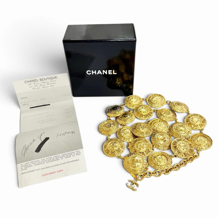 Excellent CHANEL COCO Mark Logo 31 RUE CAMBON Coin Motif Chain Belt gold