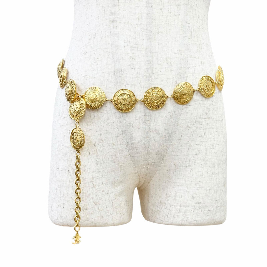 Excellent CHANEL COCO Mark Logo 31 RUE CAMBON Coin Motif Chain Belt gold