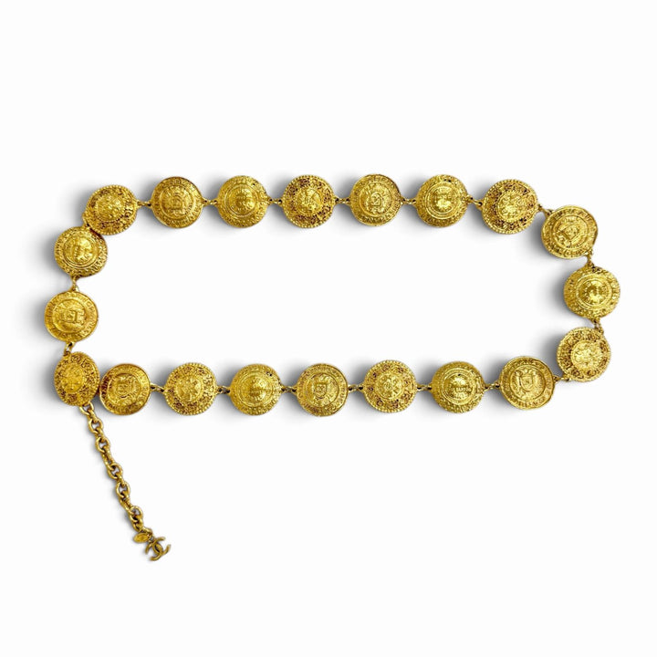 Excellent CHANEL COCO Mark Logo 31 RUE CAMBON Coin Motif Chain Belt gold