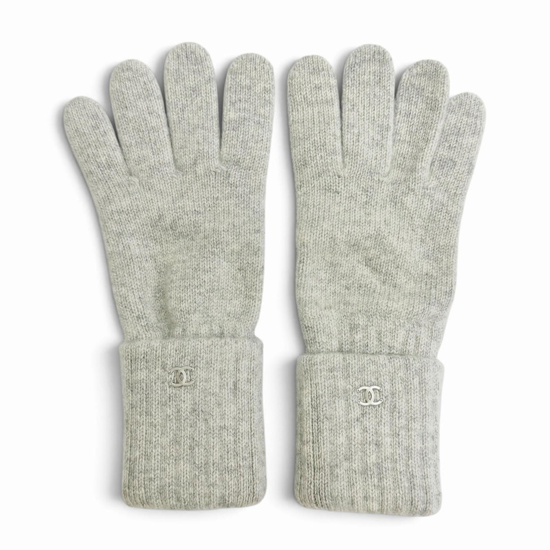 Excellent CHANEL gloves COCO Mark Knit Gloves gray cashmere Women