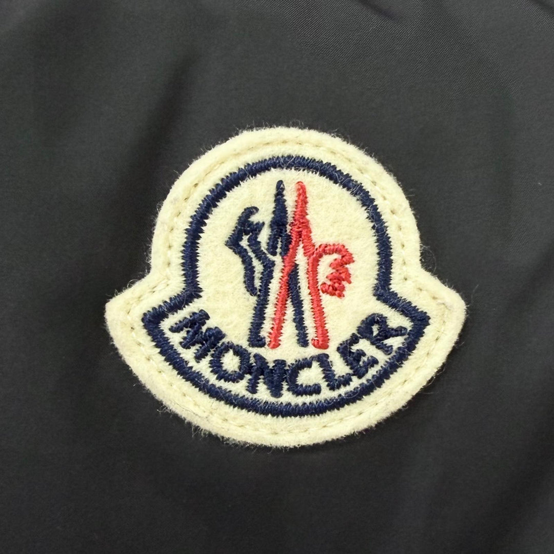 Excellent MONCLER Down vest CARDAMINE GILET hood logo black
