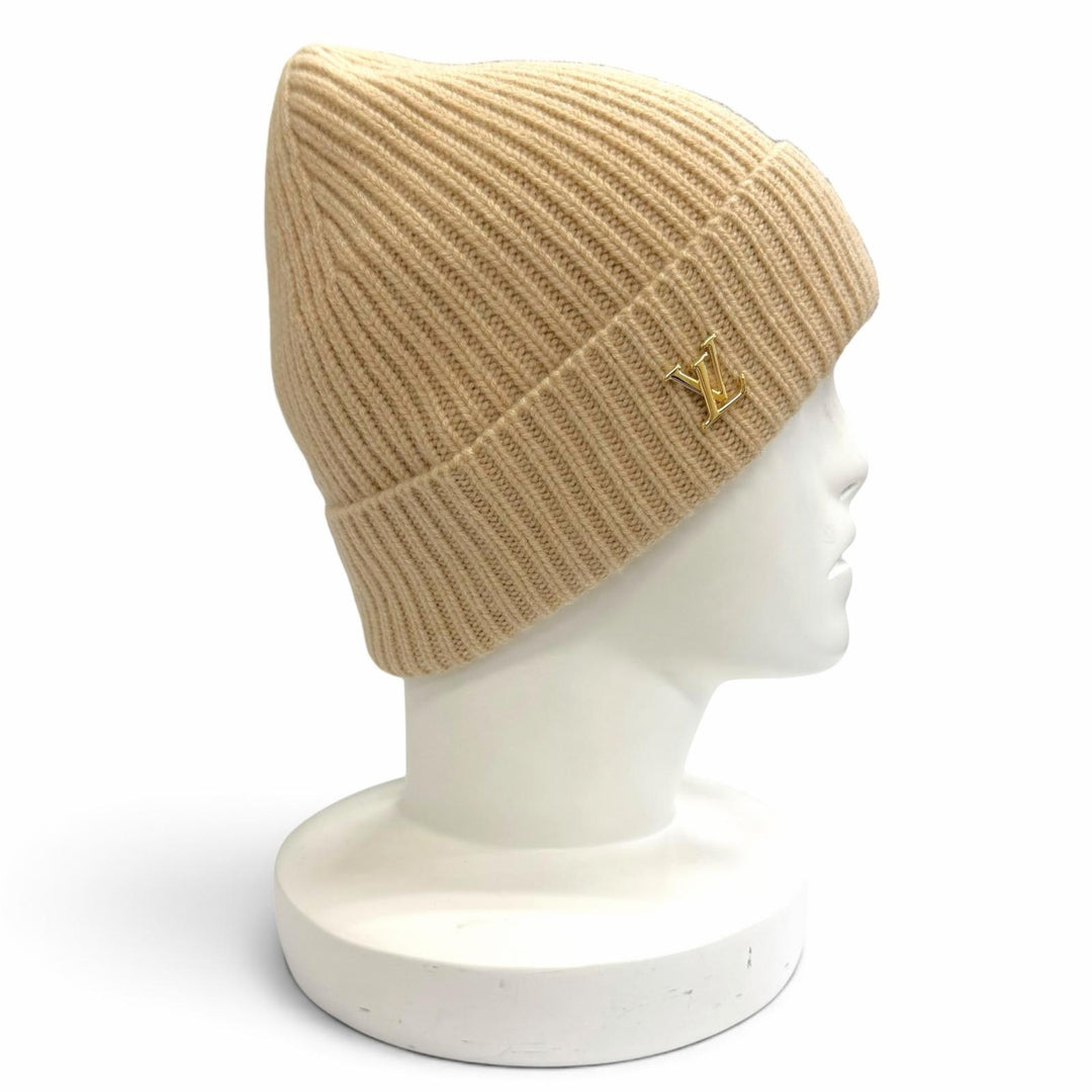 Excellent LOUIS VUITTON Knit cap Beanie LV Spark Knit hat beige cashmere M77881