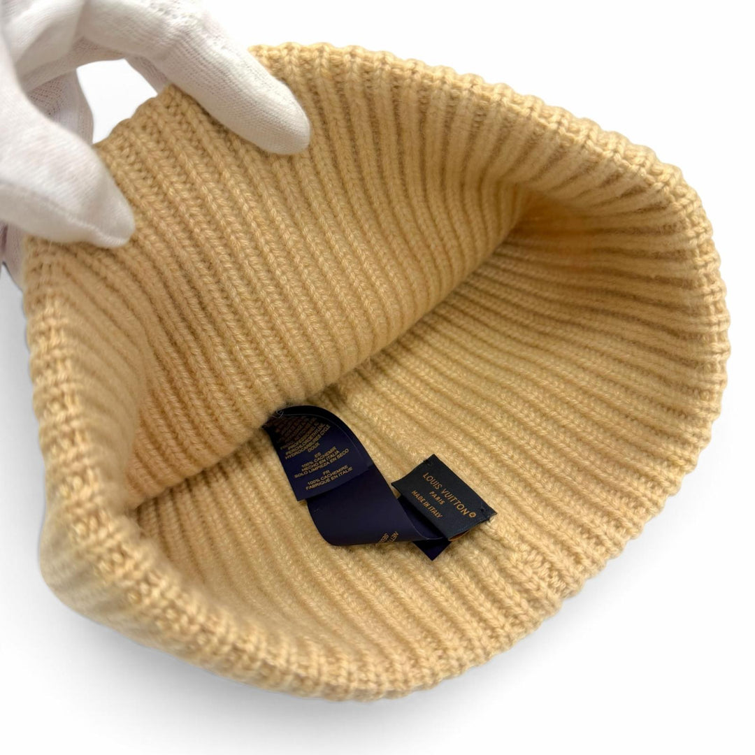 Excellent LOUIS VUITTON Knit cap Beanie LV Spark Knit hat beige cashmere M77881