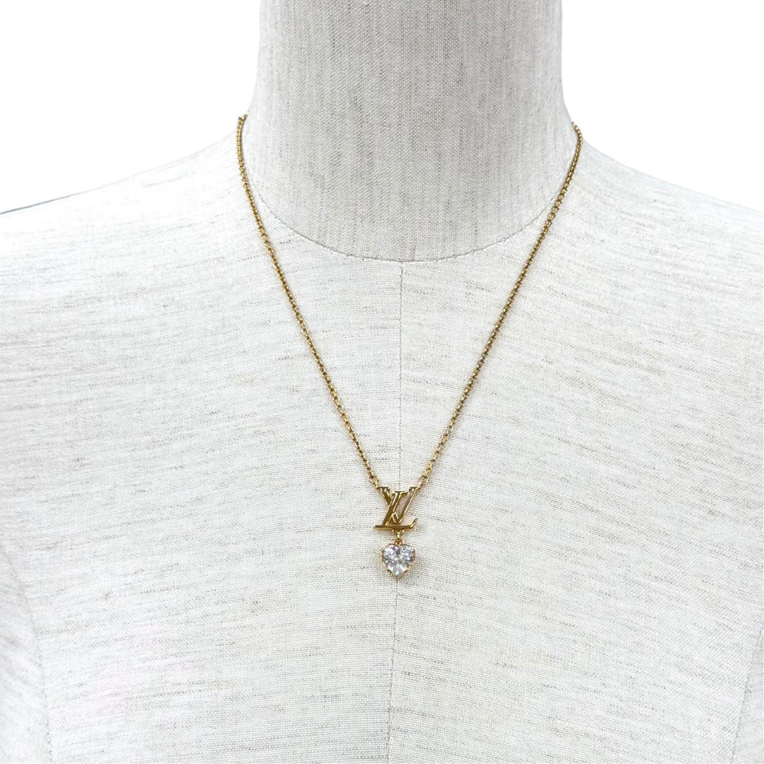 Excellent LOUIS VUITTON Necklace Necklace - LV Iconic Heart gold Women M02387