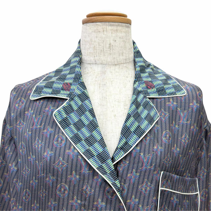 Pristine LOUIS VUITTON Long sleeve shirt LV buttoned, 3D monogram print silk 34