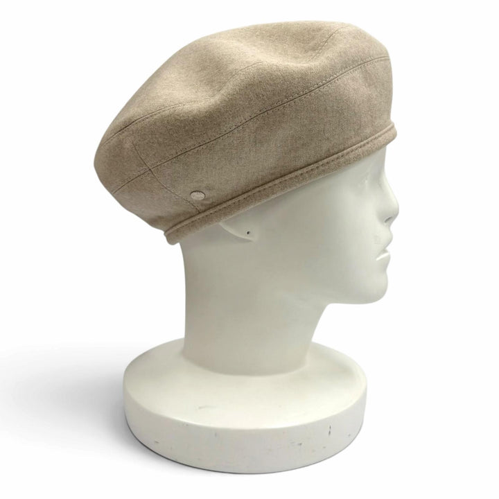 Pristine HERMES beret Santonol Clou de Selle Parisienne Patch 57 H222023N