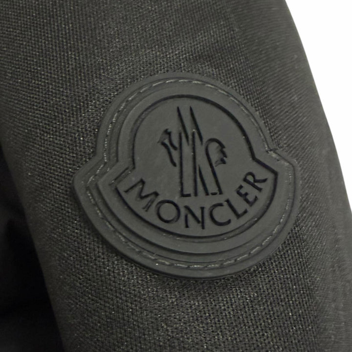 Excellent MONCLER Blouson MAGLIA APERTA Down-Paneled black
