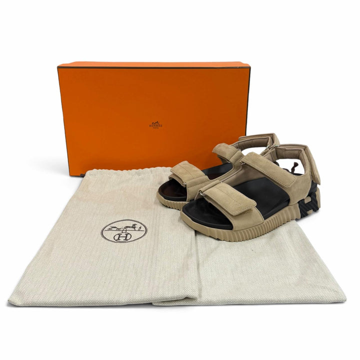 Pristine HERMES Sandals Junior Velcro suede leather flats beige Suede leather 36