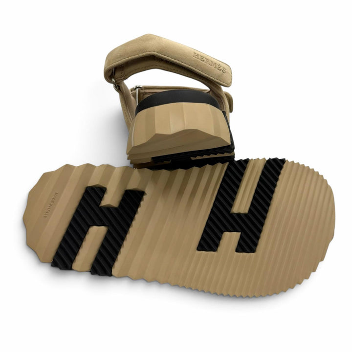 Pristine HERMES Sandals Junior Velcro suede leather flats beige Suede leather 36