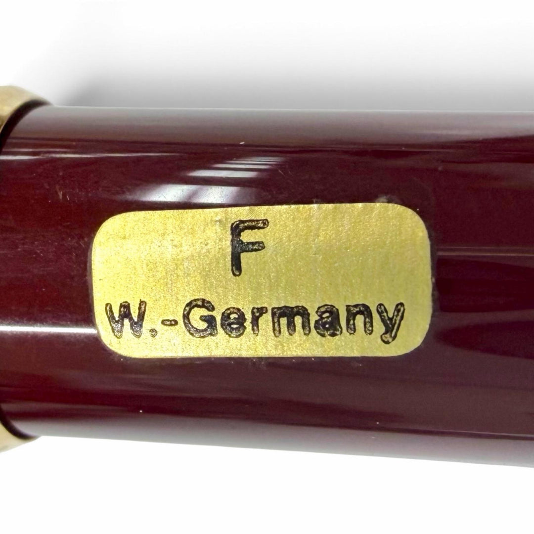 Great MONTBLANC fountain pen Meisterstück Classic white star Bordeaux 14K mens