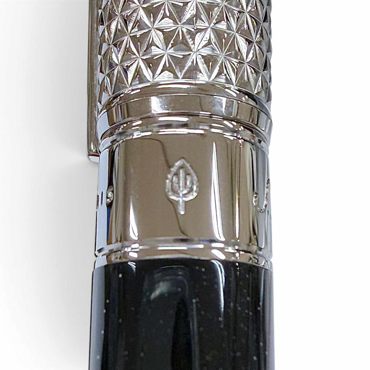 Excellent Dupont fountain pen Line D Firehead Silver lacquer mens