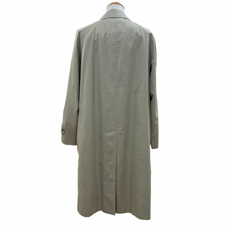Great Burberrys coat Nova check liner, concealed placket Light khaki cotton mens