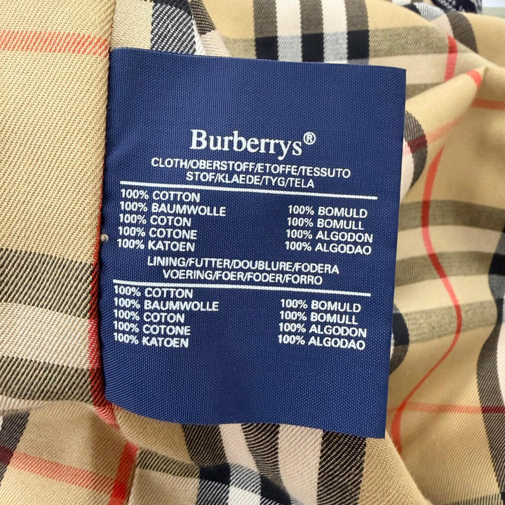Great Burberrys coat Nova check pattern on the back Fly front khaki