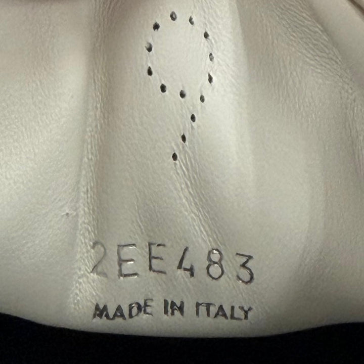 Excellent PRADA sneakers triangle logo triangle plate Chalk white 9 2EE483