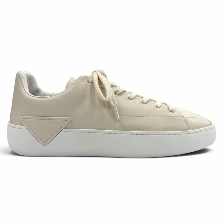Excellent PRADA sneakers triangle logo triangle plate Chalk white 9 2EE483